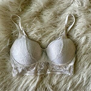 Elegant Lace Bralette in Cream